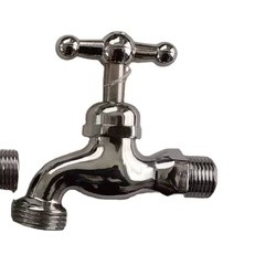 China Lieferant niedriger Preis Messing Bibcock Wasserhahn Wasserhahn
