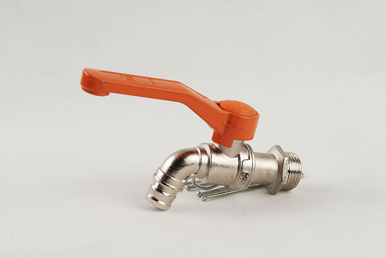 3/4 Zoll Bibcock Gartenhahn mit Wasser-Meister-Hähnen Messing