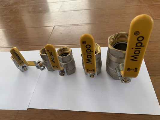 1/2 3/4 &quot;Einzelhandel Zink Messing Ballventil mit gelbem Kunststoffgriff