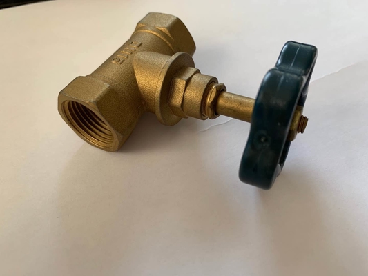 1/2“ X 3/8&quot; 1/4 Drehungs-Messingwinkel-Absperrventil DN20-NPT verlegten