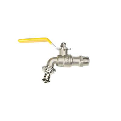 Standard-Brass-Bibcock-Ventil für heißes oder kaltes Wasser mit Korrosionsbeständigkeit